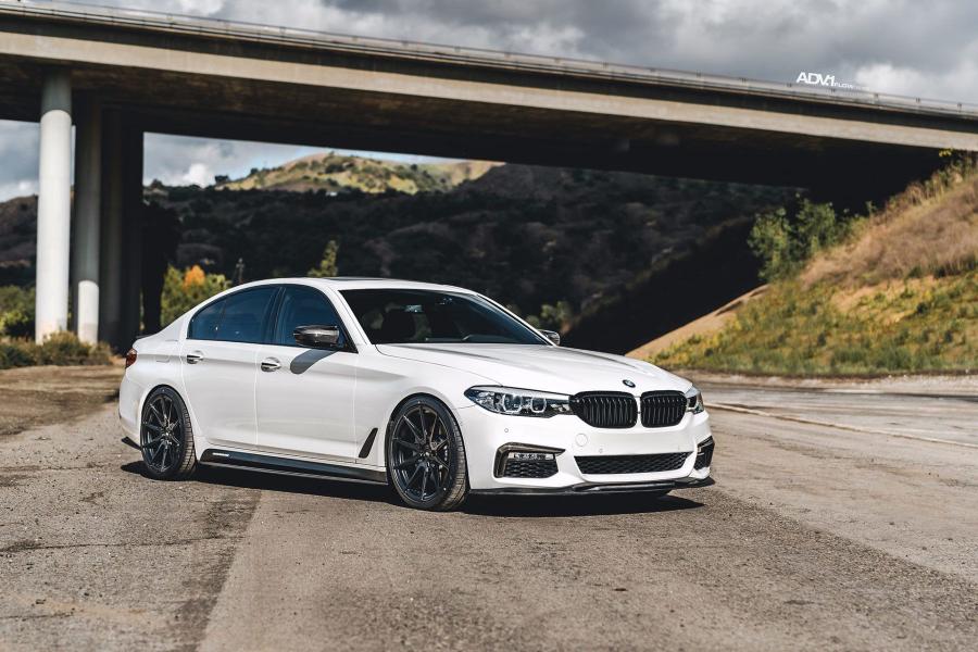  BMW M5 on ADV.1 Wheels (ADV5.0 FLOWSPEC) (Alpine White) (F90) 2020 года  (фото 1 из 12)
